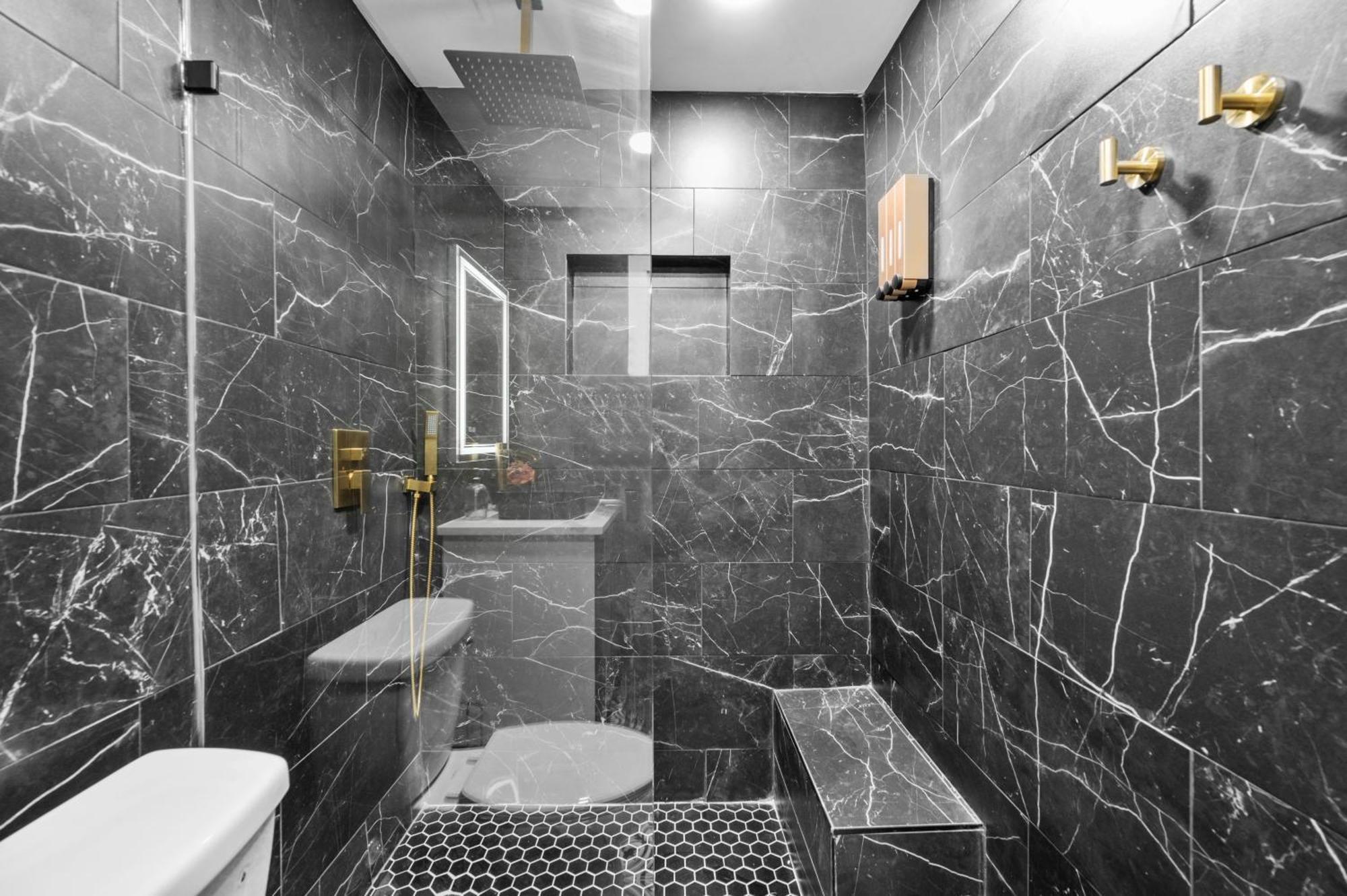 Elegant 2Br Apt Near Med Center With Free Park Χιούστον Εξωτερικό φωτογραφία